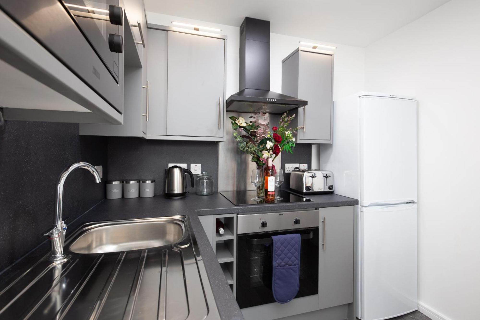 The East Retreat Apartment Manchester Exterior foto